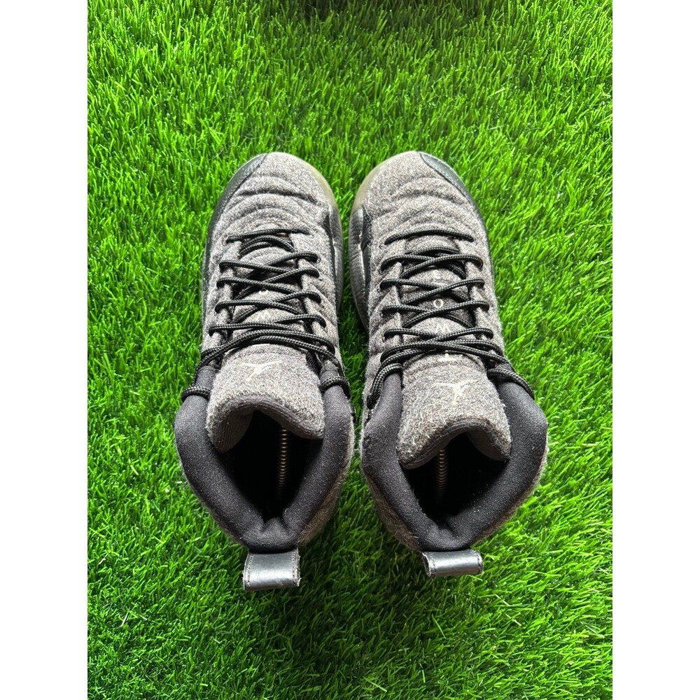 Air Jordan 12 Retro 'Wool' sneakers sz 6y